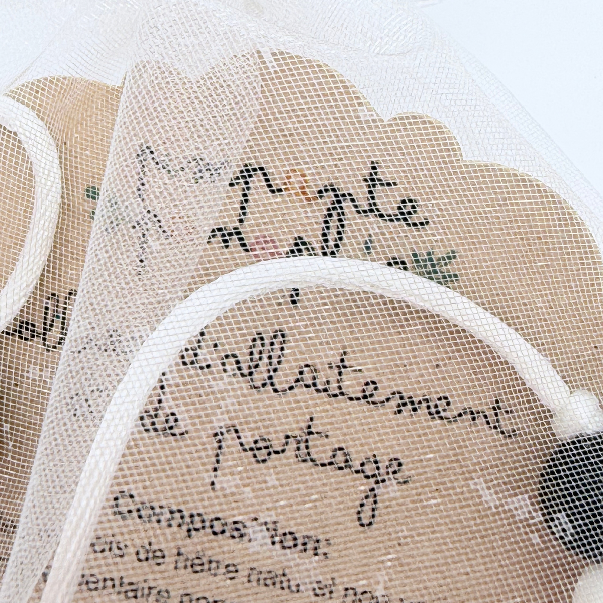 Collier de portage et d’allaitement en bois et silicone
