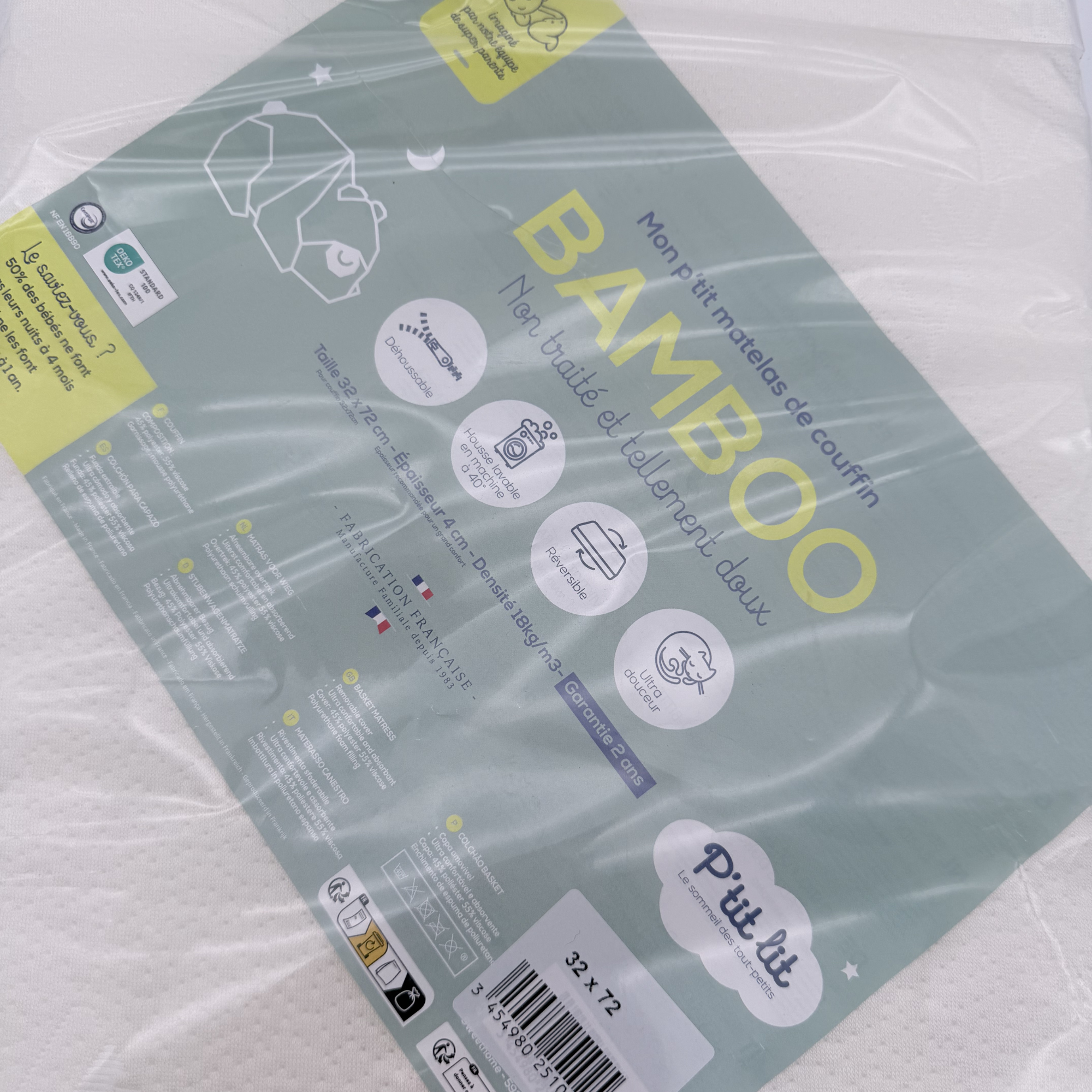 Matelas de couffin blanc — 72 x 39 cm