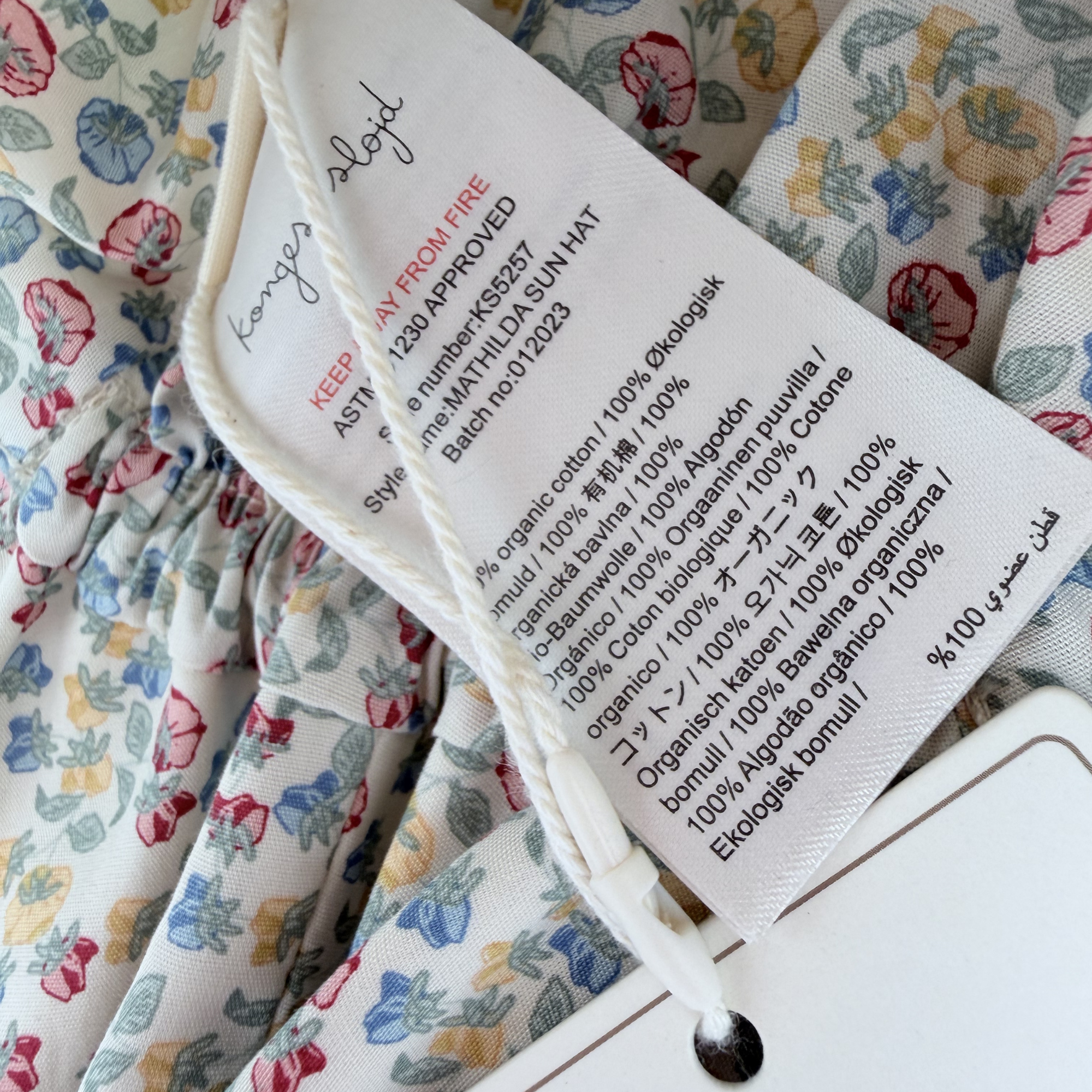 Chapeau bébé fleuri à nouer — 3-6 mois