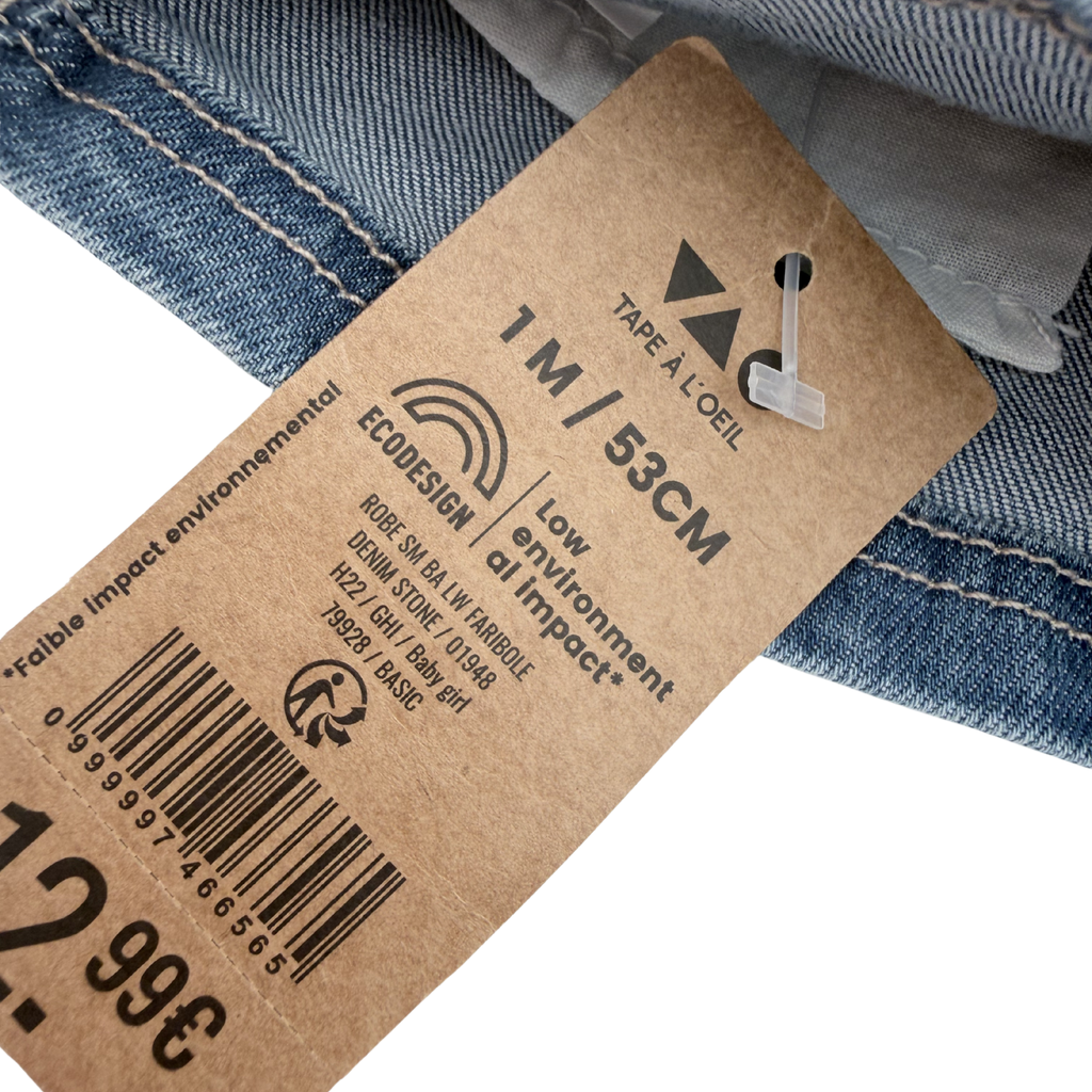 Robe salopette en denim avec cœur&nbsp; — 1 mois