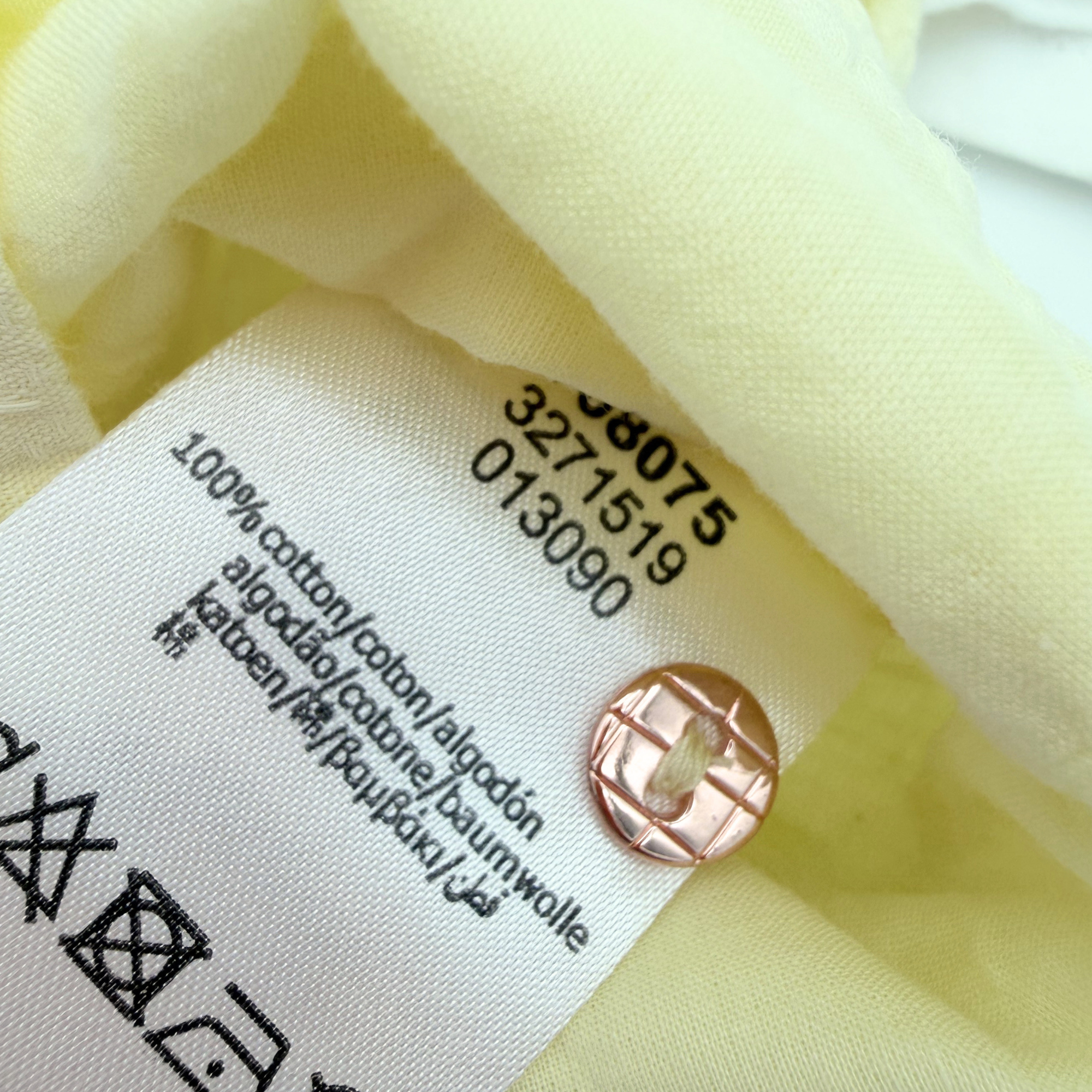 Ensemble salopette short jaune pâle et t-shirt — 12 mois