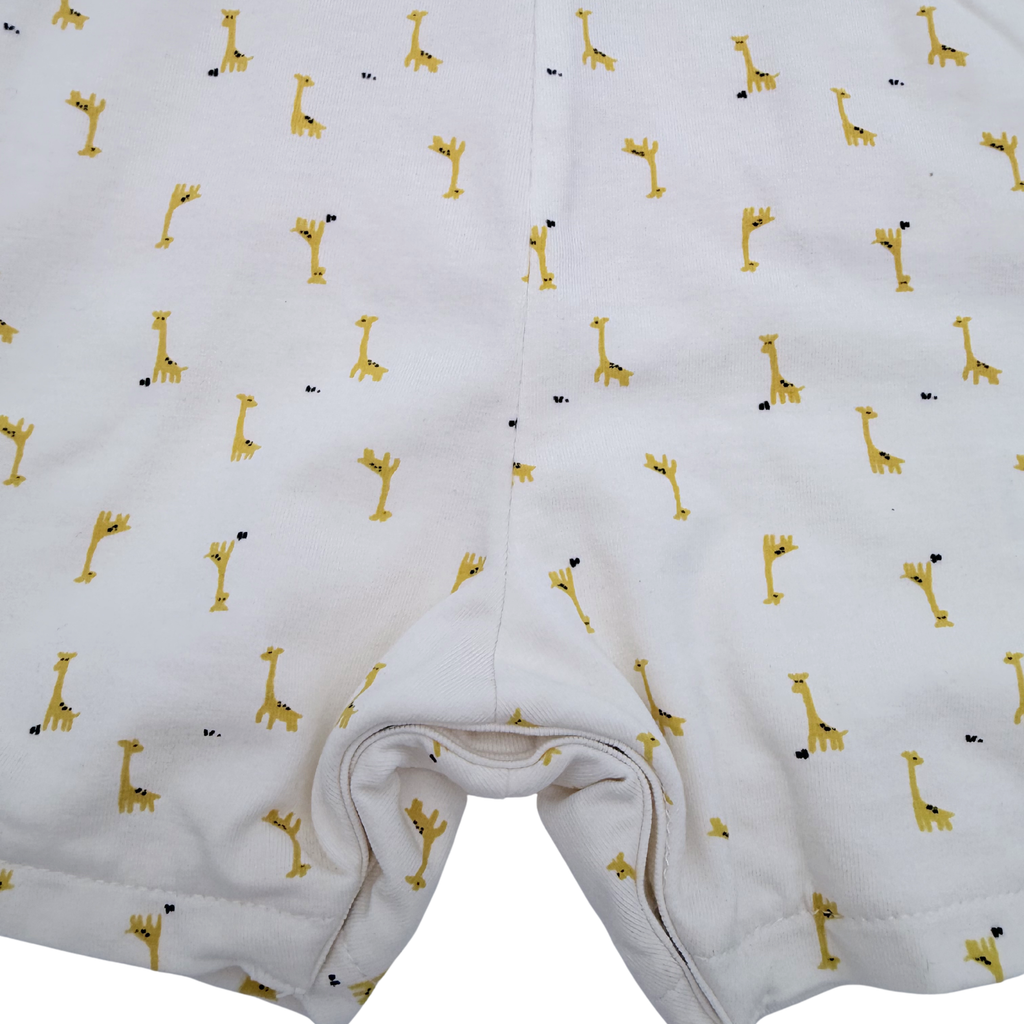 Ensemble salopette short et t-shirt girafes — 6 mois