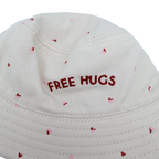 Bob bébé réversible beige à cœurs "Free Hugs" — 6-12 mois