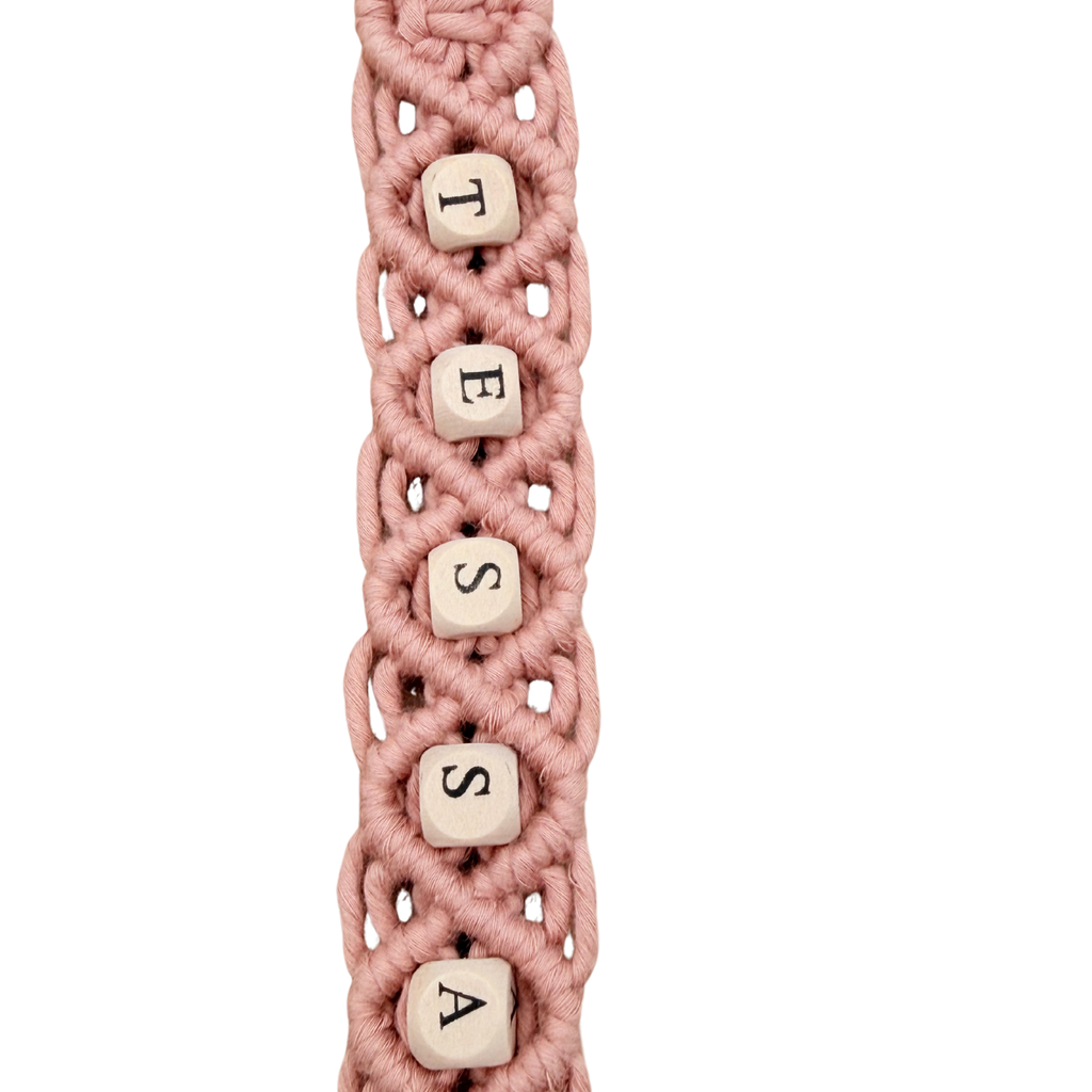 Attache-sucette macramé rose personnalisée Tessa