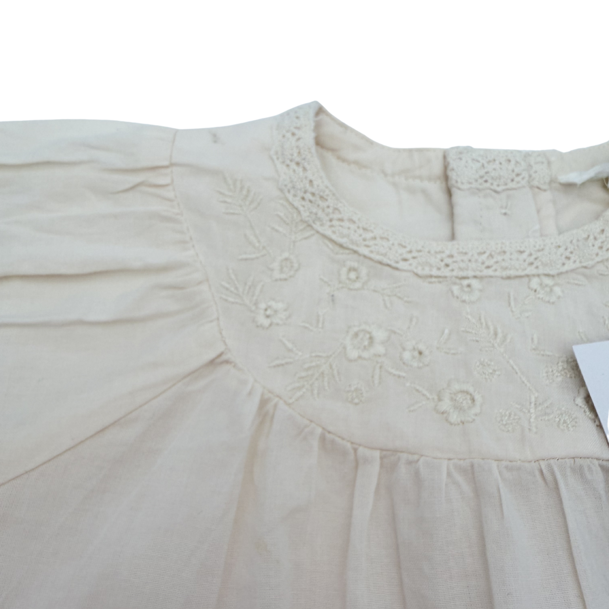 Blouse écrue brodée — 9 mois