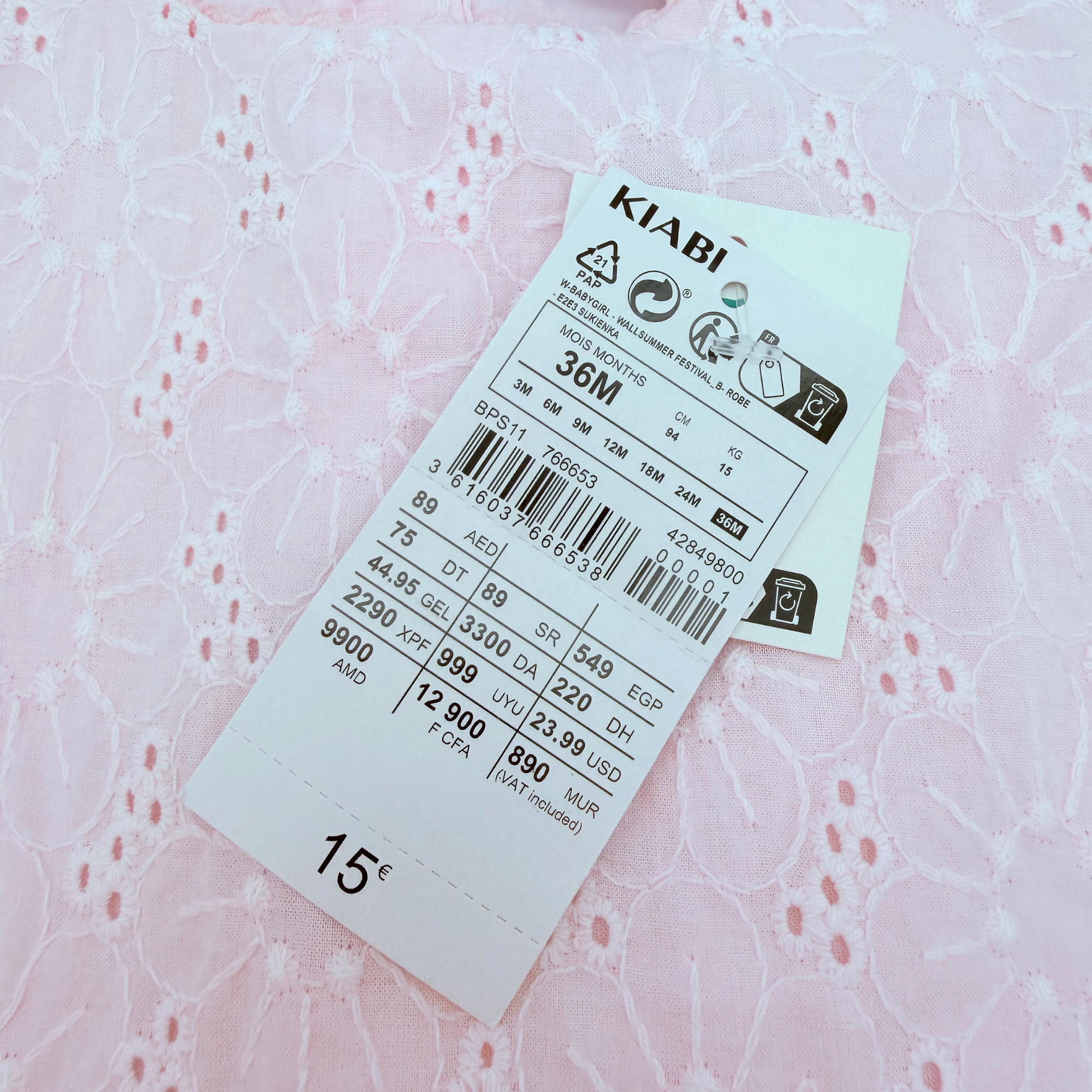 Robe rose en broderie anglaise — 36 mois