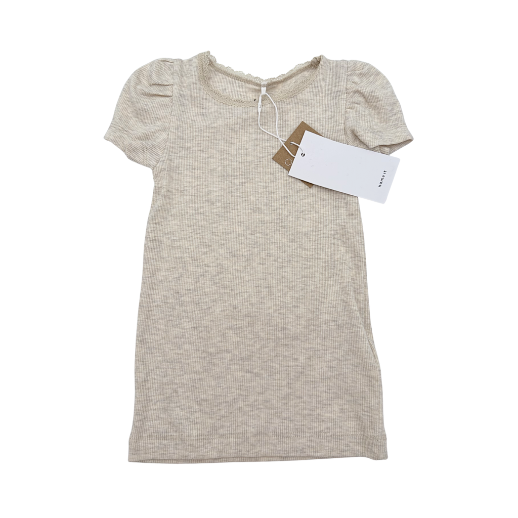 T-shirt beige côtelée — 4 ans