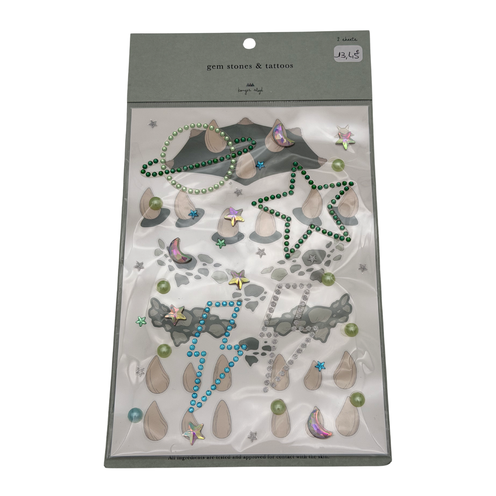 Planche de tatouages éphémères et bijoux