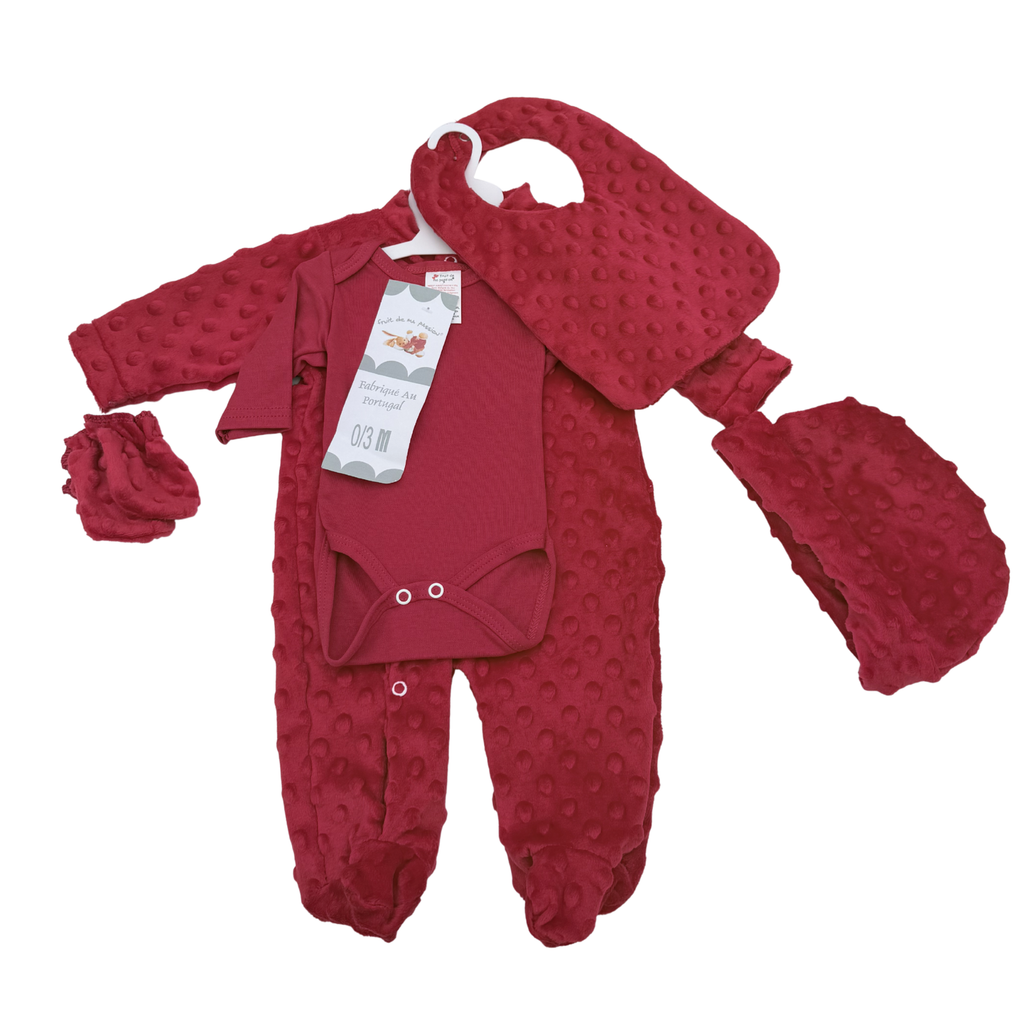 Ensemble naissance rouge texturé 5 pièces — 0-3 mois