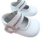Babies blanches à fleur rose — 17