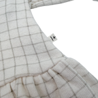Robe à carreaux écru et beige — 1 mois