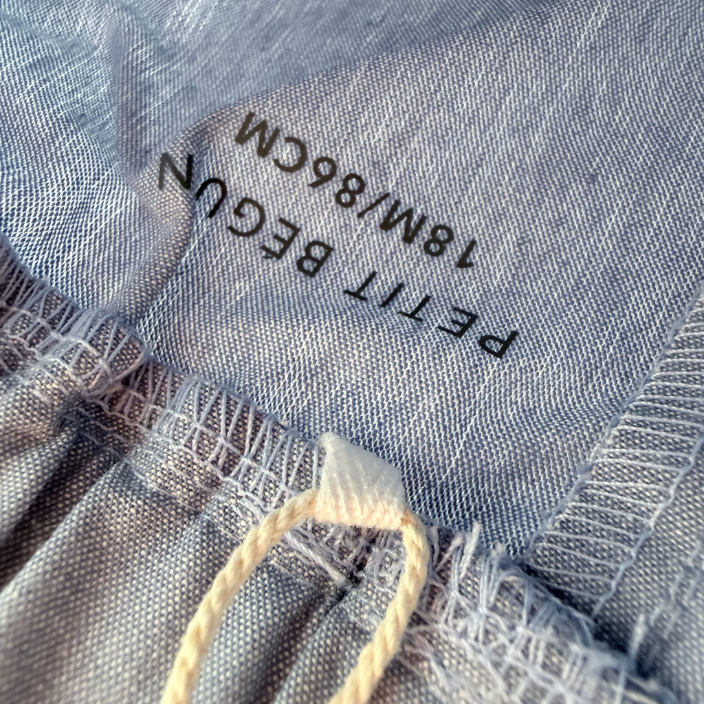 Short bleu brodé — 18 mois