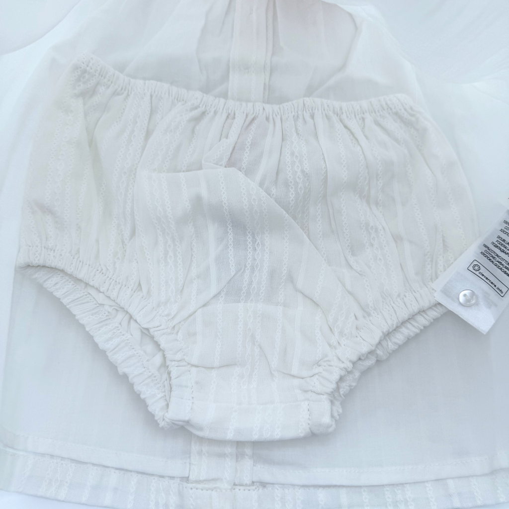 Robe blanche à volants brodés — 24 mois