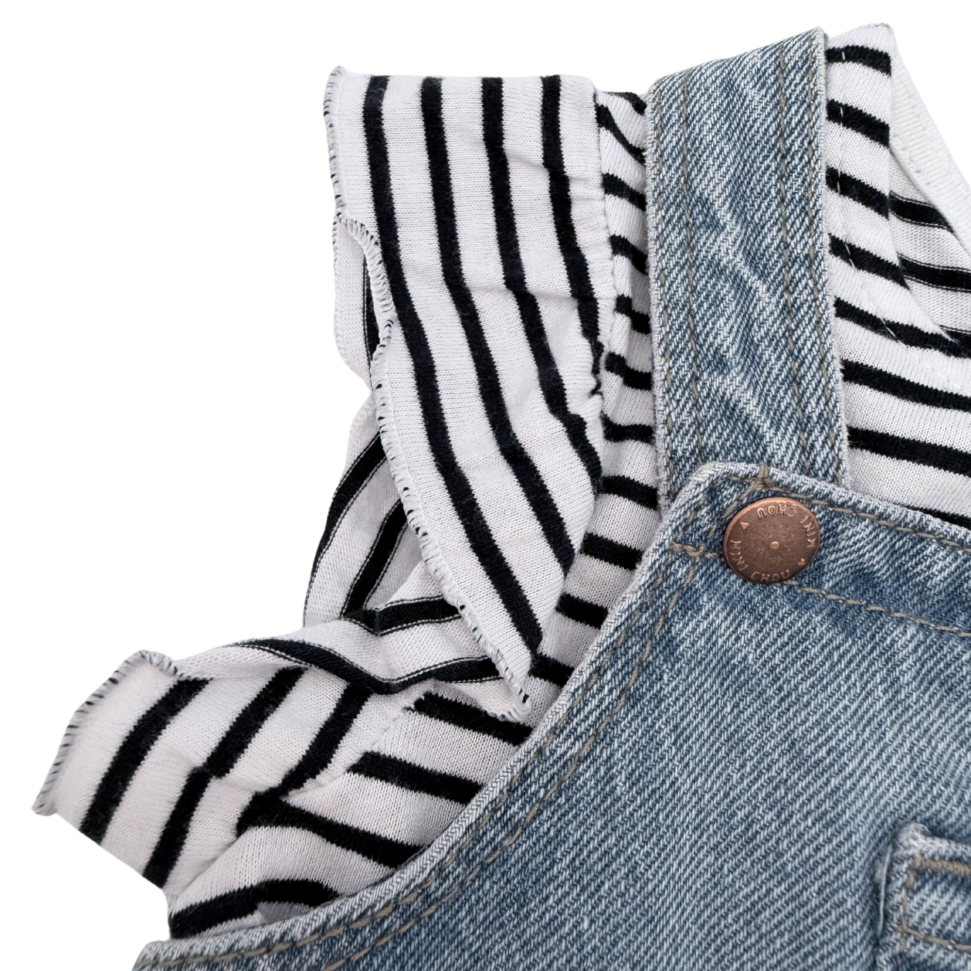 Robe salopette bébé en jean avec t-shirt rayé — 6 mois