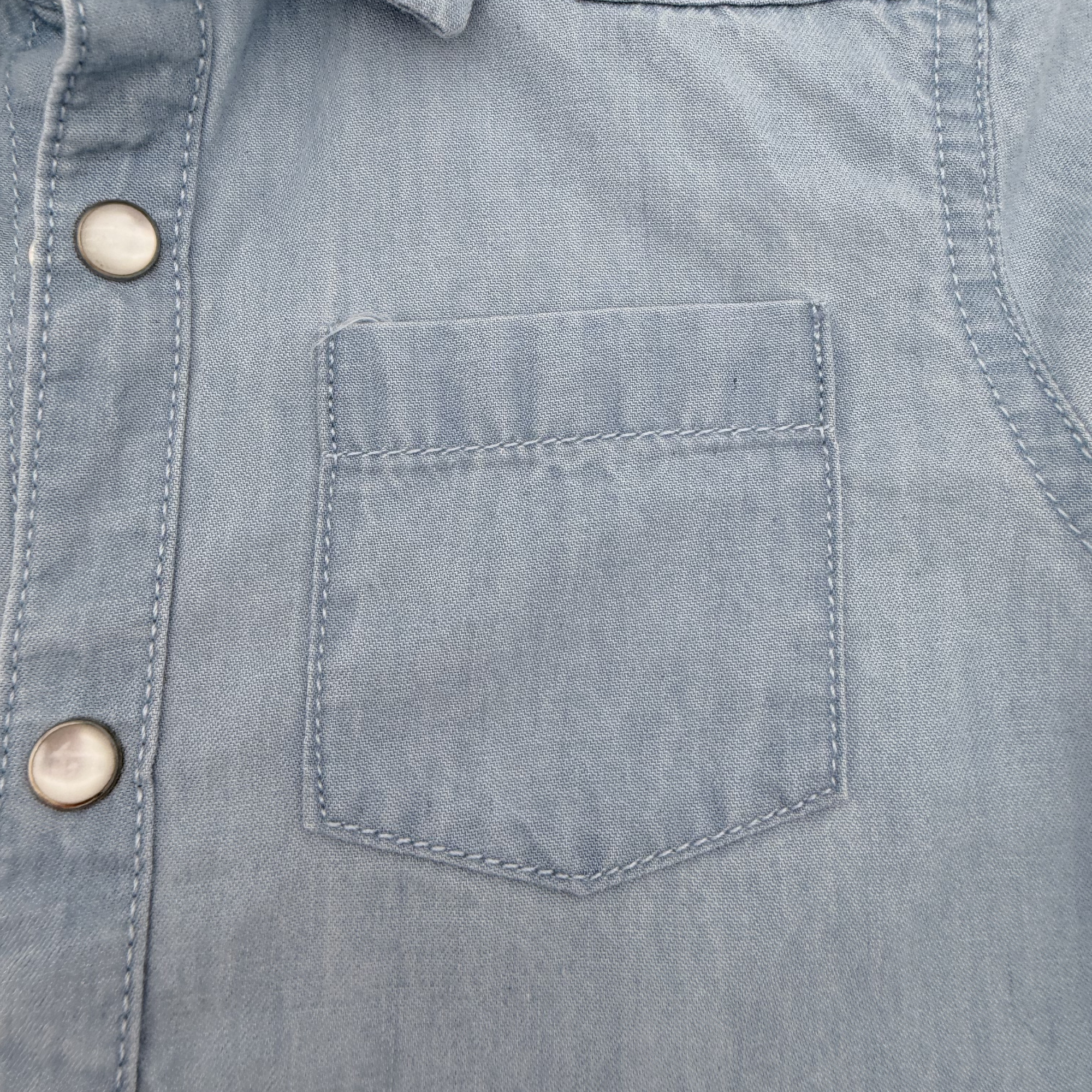 Chemise denim bleu clair — 18 mois