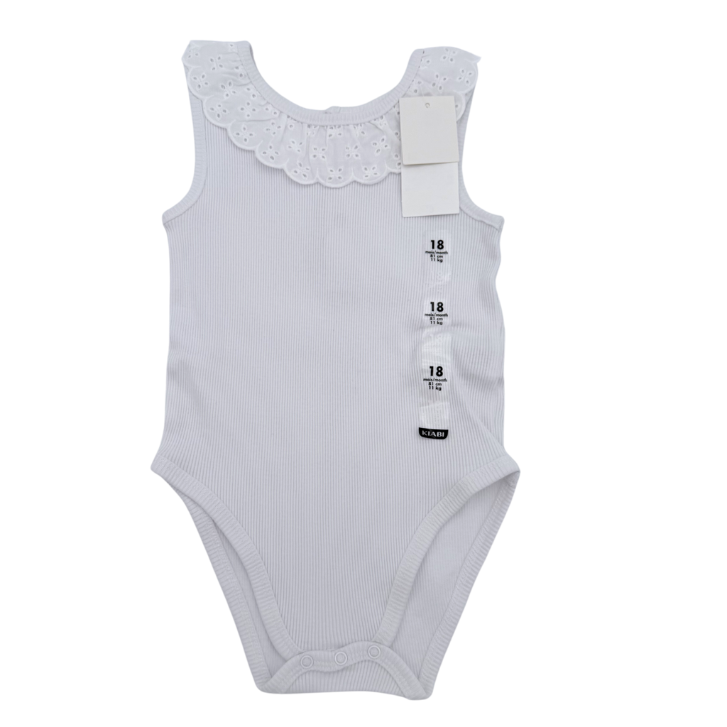 Body bébé blanc sans manches col broderie anglaise — 6 mois