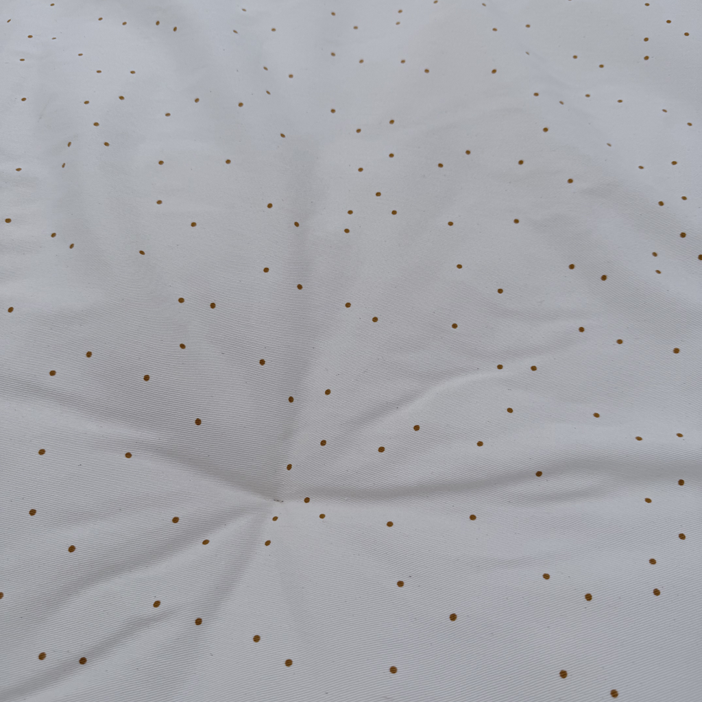 Tapis de jeu rond Fluffy — Honey Sweet Dots / Natural