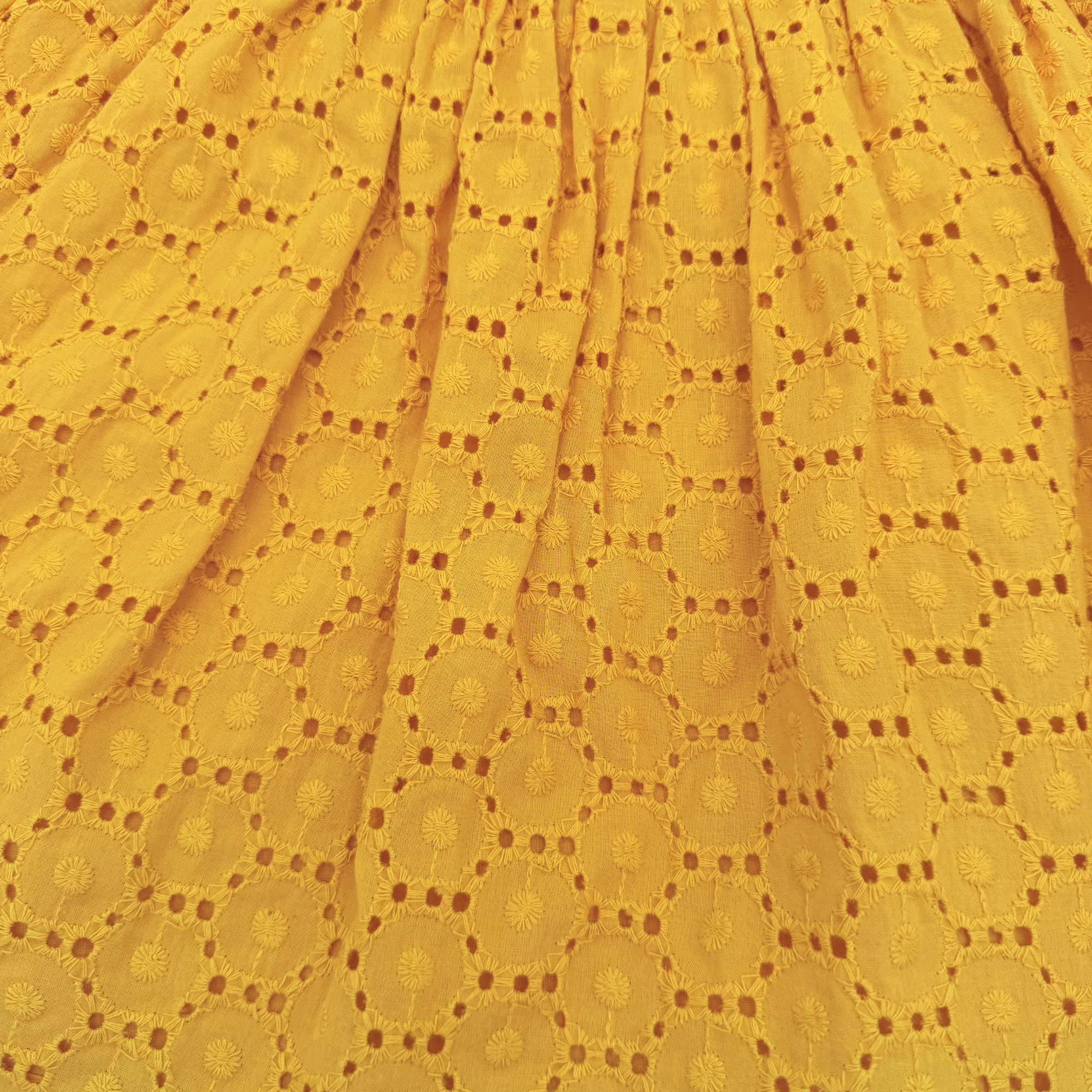 Ensemble robe broderie anglaise moutarde et bloomer - 6 mois