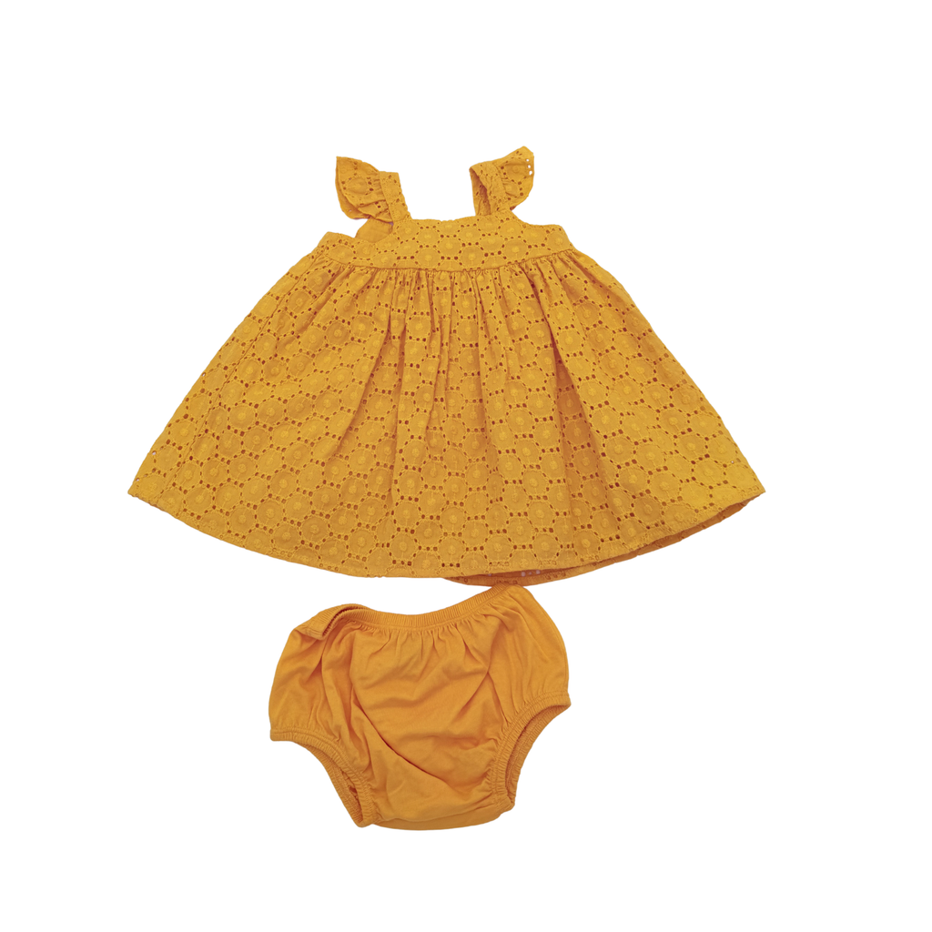 Ensemble robe broderie anglaise moutarde et bloomer - 6 mois