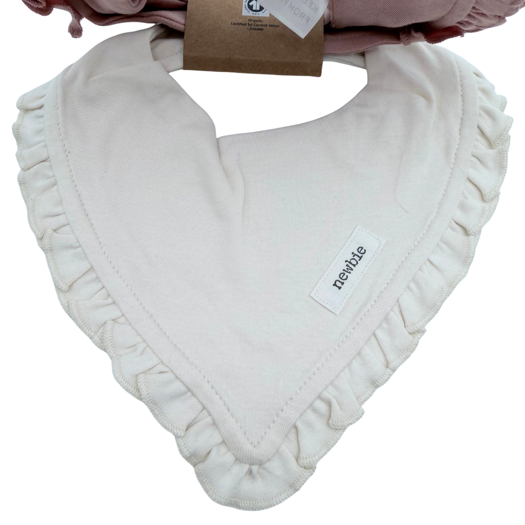 Lot de 2 bavoirs bandana à volants rose et écru en coton bio