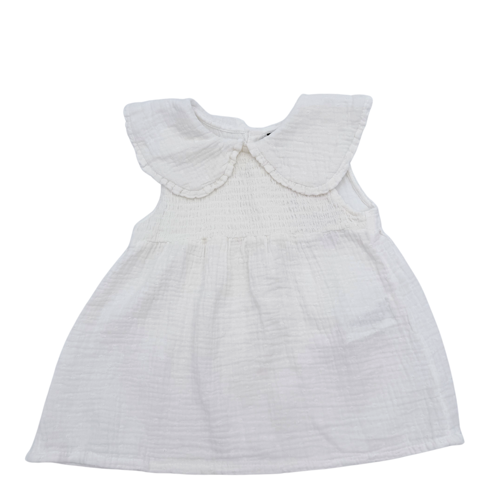 Top blanc en gaze de coton à grand col — 24 mois