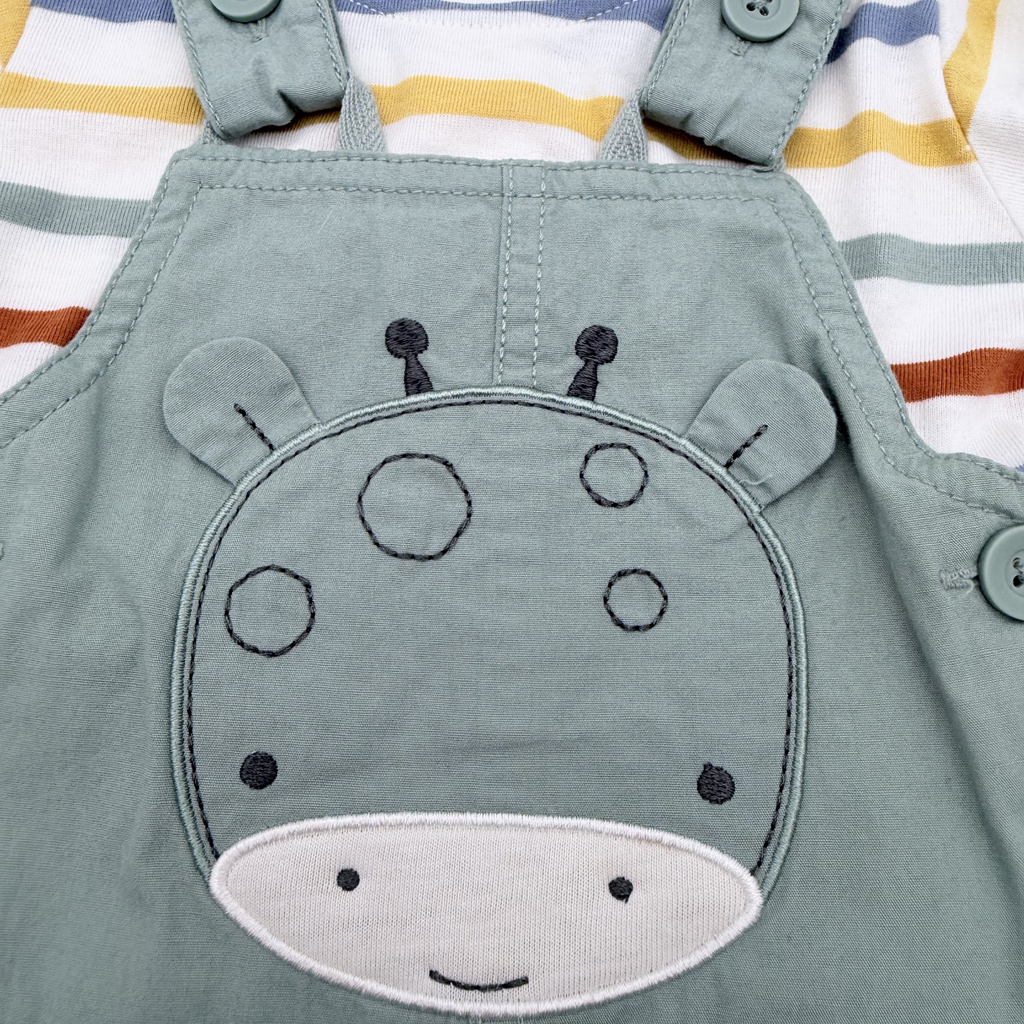 Ensemble salopette courte vert sauge et t-shirt rayé — 6 mois