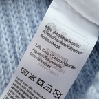 Pull en maille bleu ciel avec cœur brodé — 9 mois
