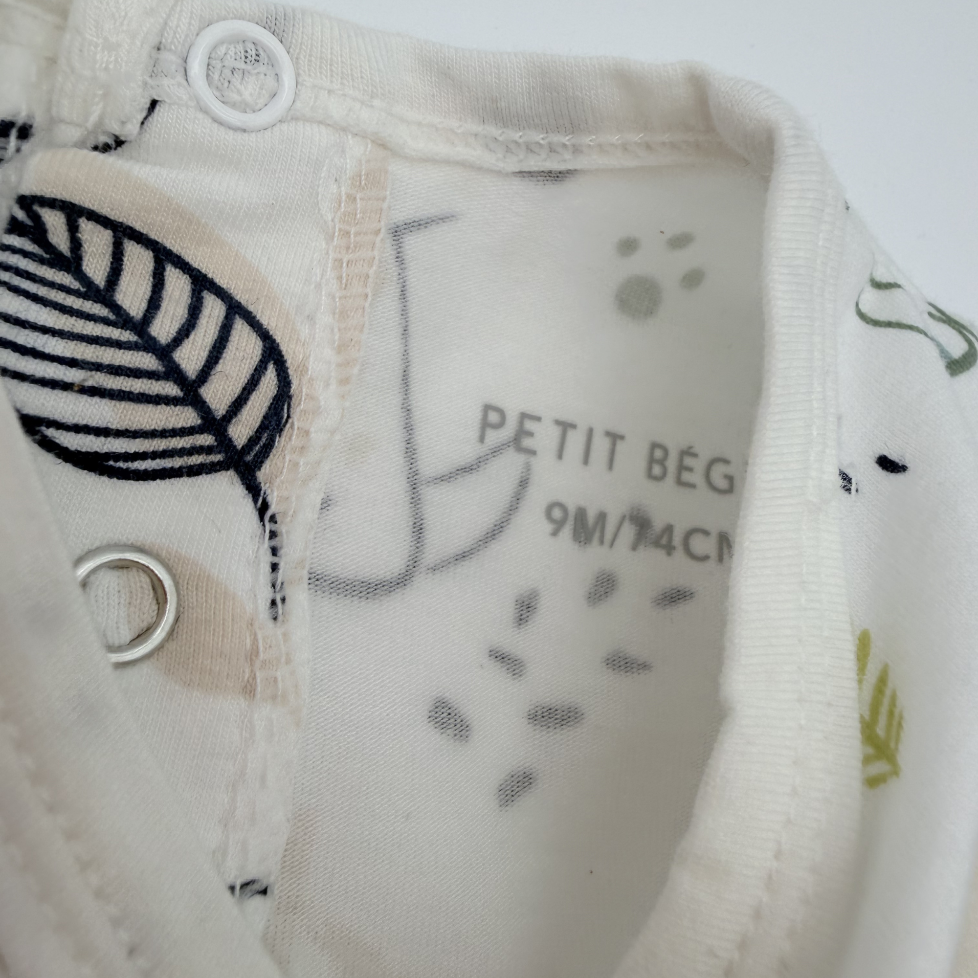 Ensemble salopette short & t-shirt imprimé chien — 9 mois