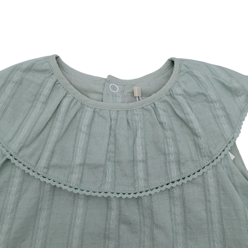 Robe sans manches à col volant – 18 mois
