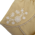 Short jaune — 6 ans
