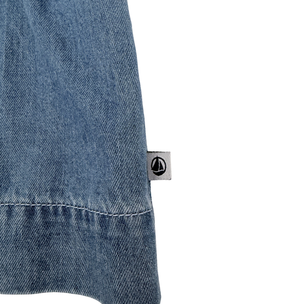 Robe salopette en denim bleu — 6 mois