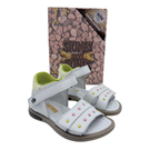 Sandales blanches — 21