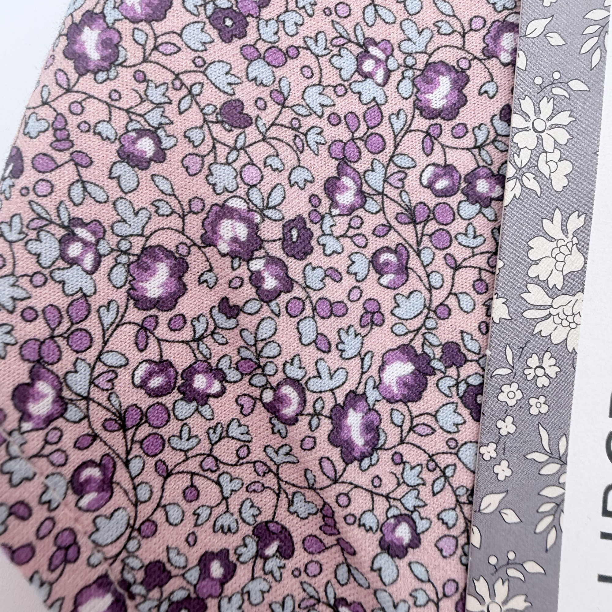 Set bavoir bandana & attache sucette Liberty
