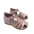 Sandales roses — 25