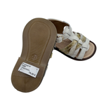 Sandales blanches, dorées et argentées — 21