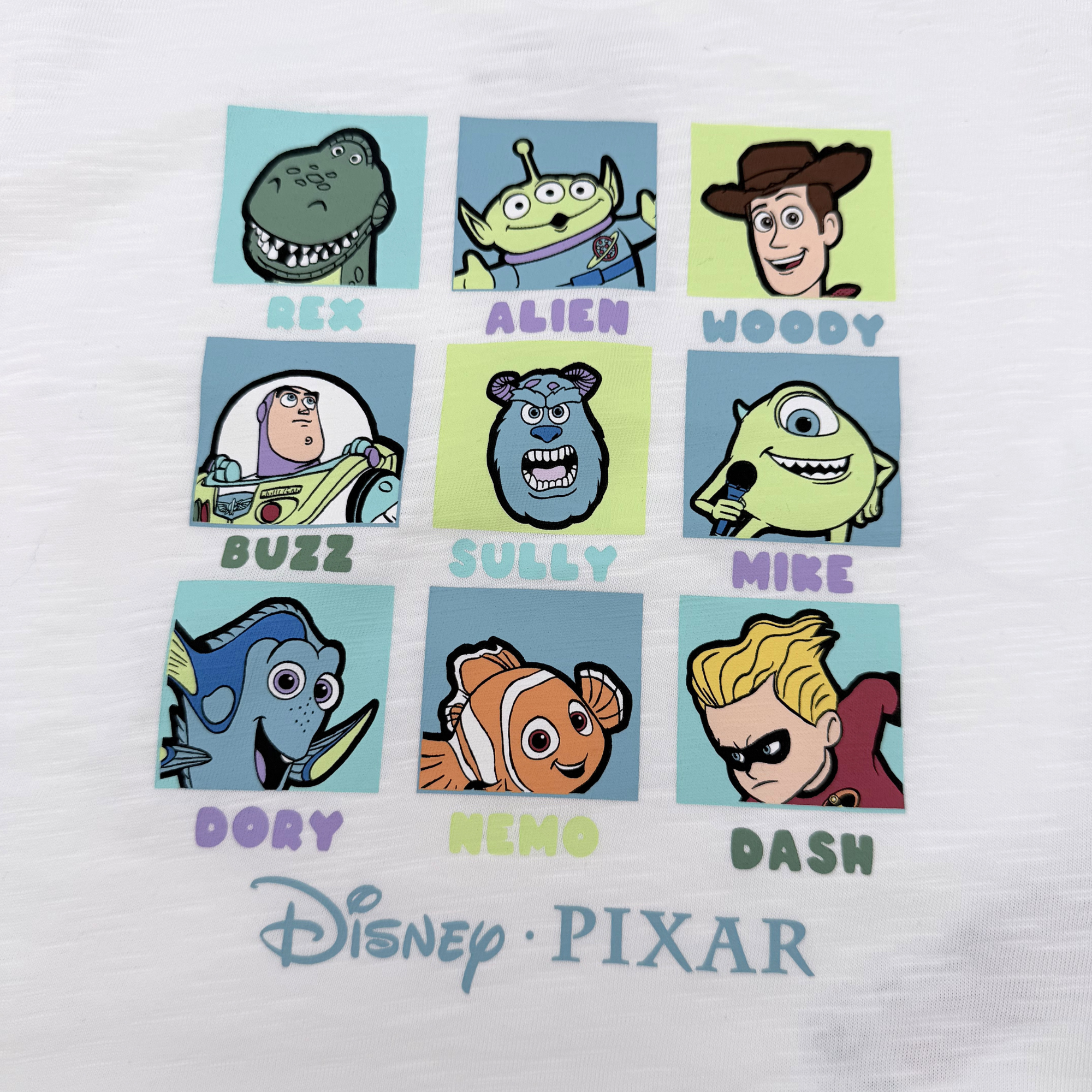 Ensemble Pixar — 6-9 mois