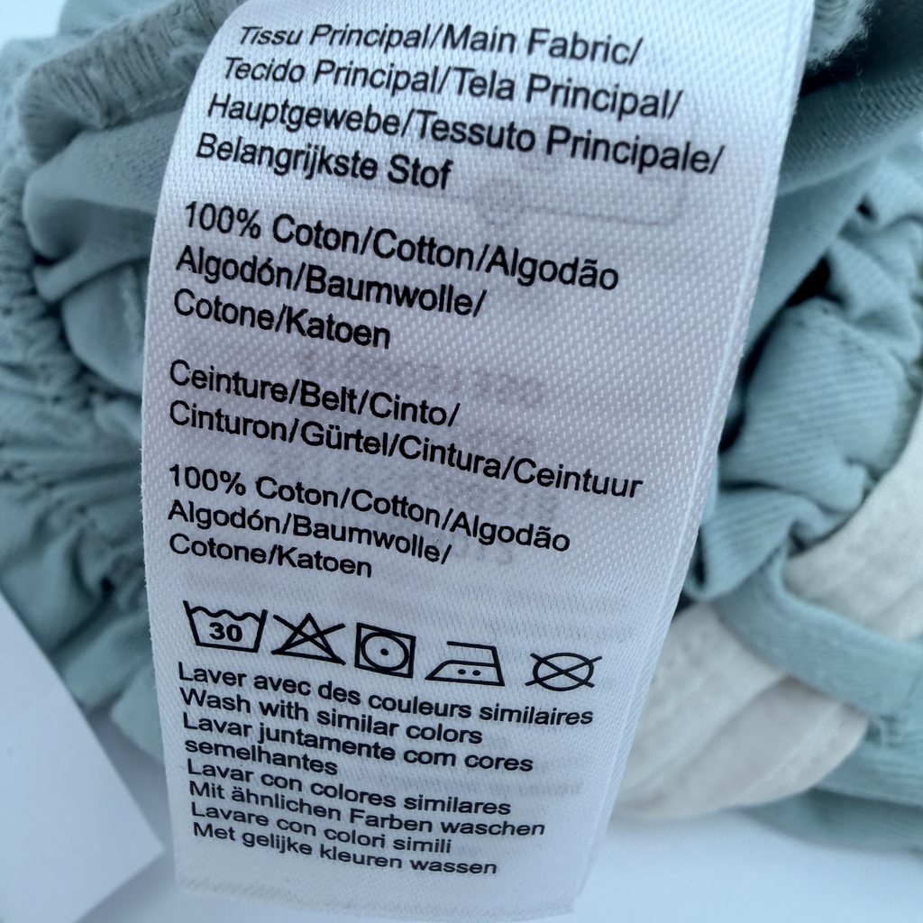 Short vert d’eau avec ceinture à nouer — 2 ans