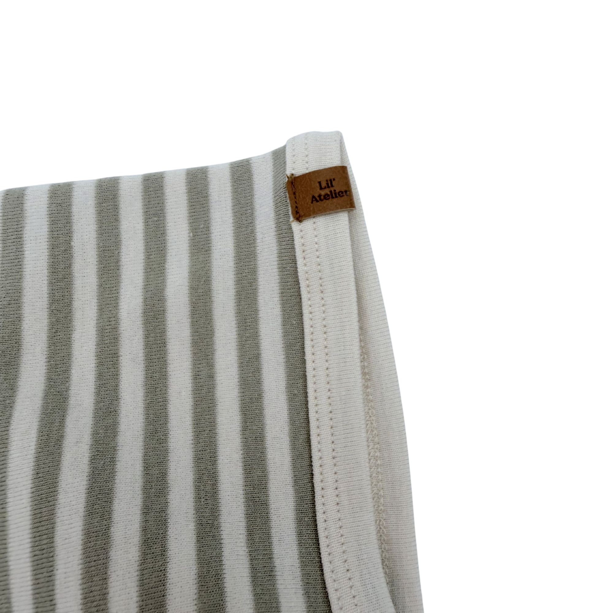 T-shirt rayé beige et écru — 6 ans