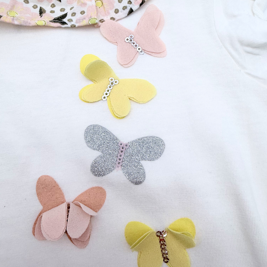 T-shirt blanc à col volanté et papillons — 24 mois