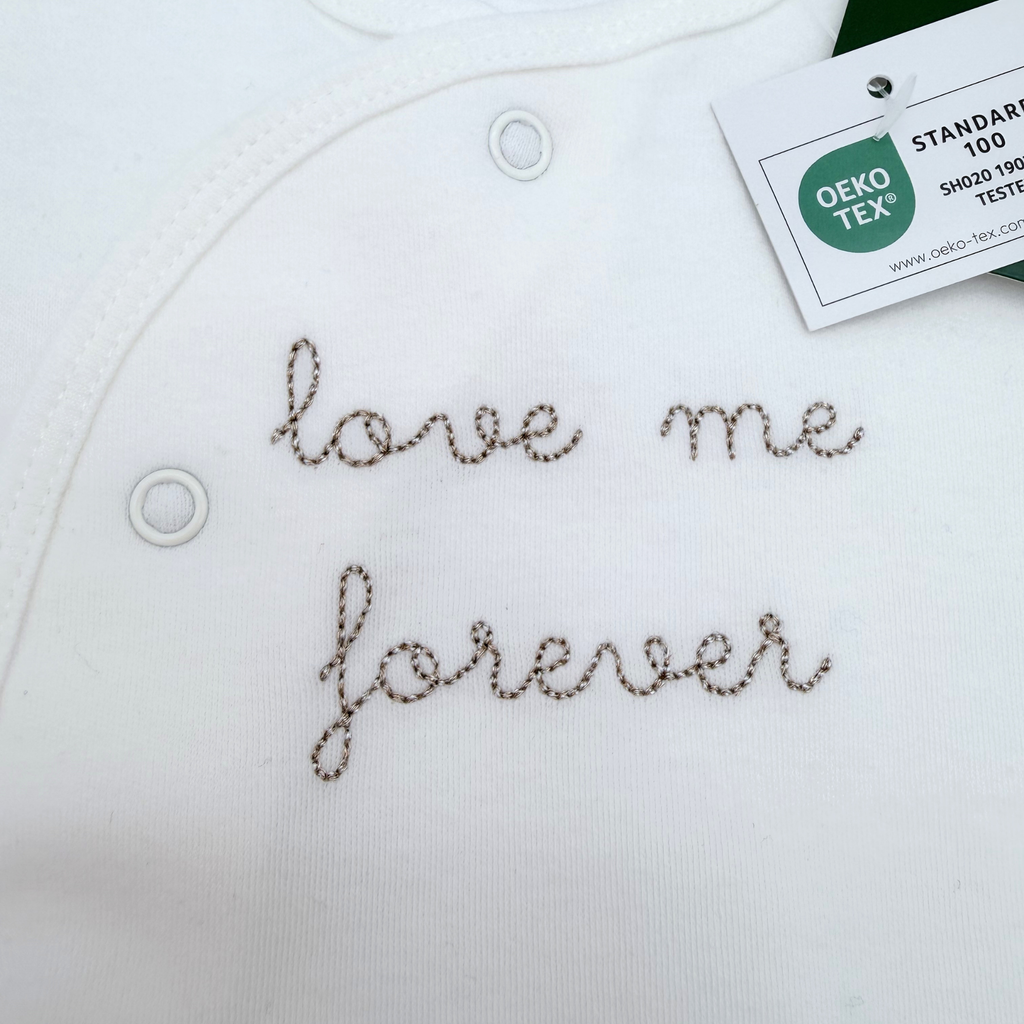 Pyjama bébé blanc “Love me forever” — Naissance