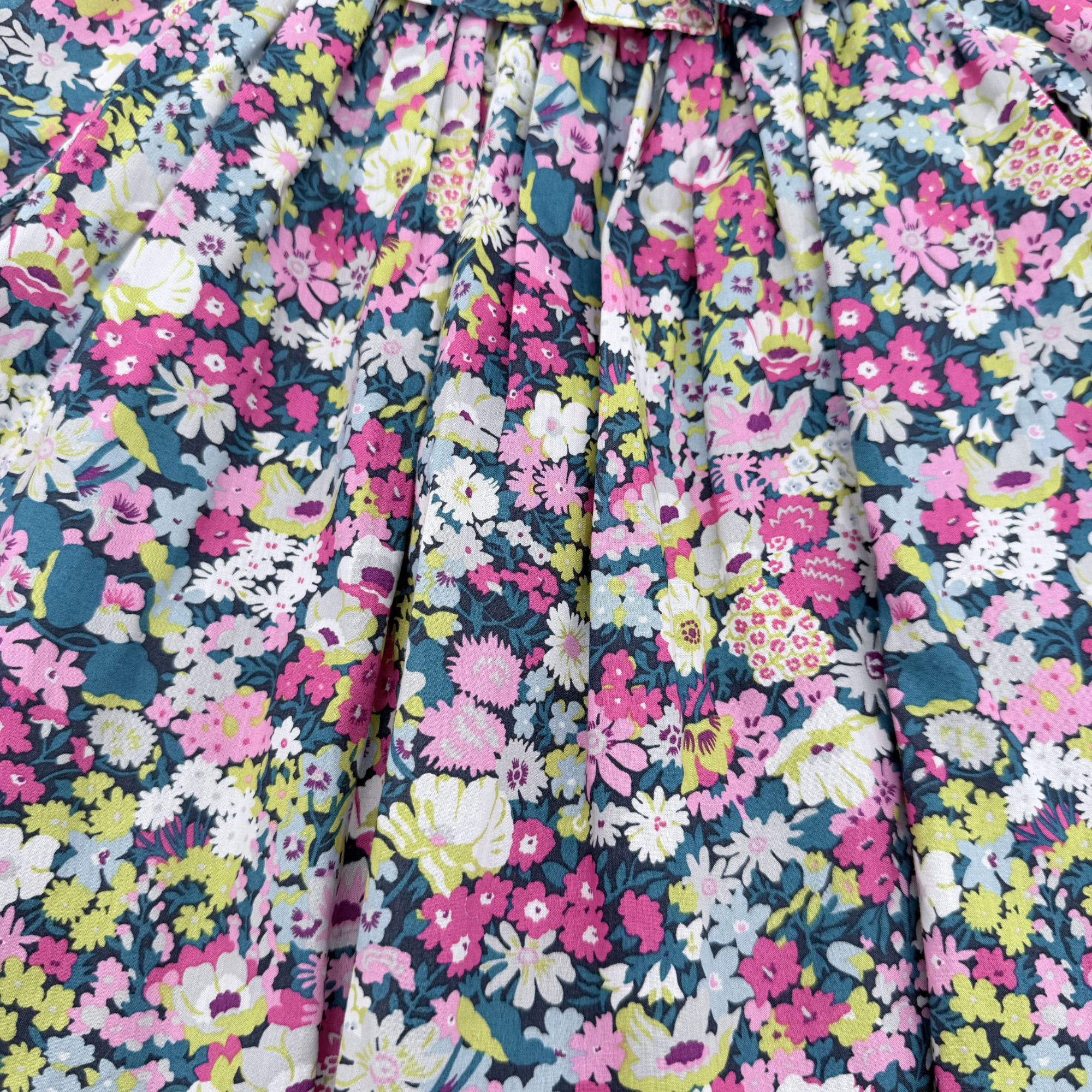 Robe fleurie multicolore à col volanté — 6 mois