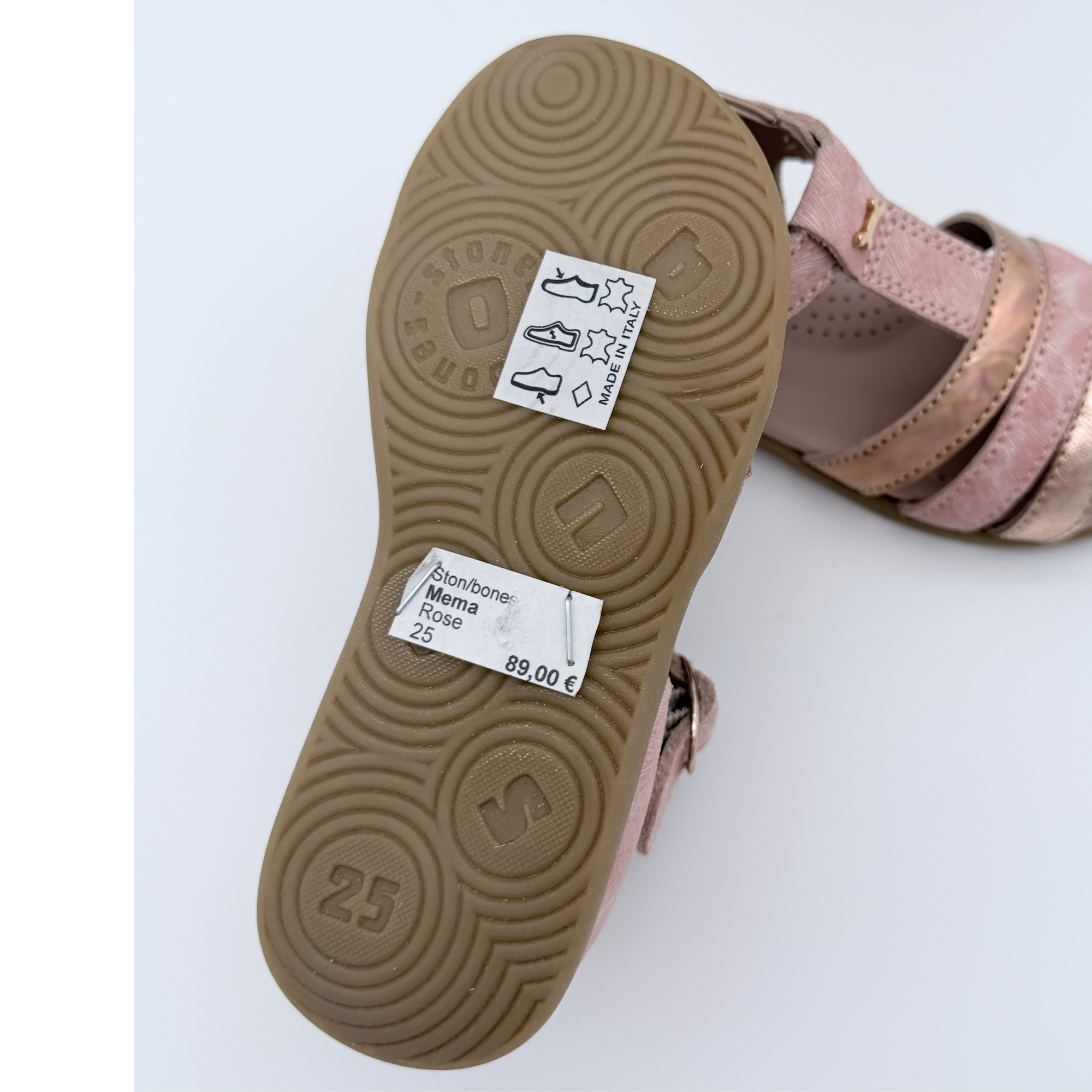 Sandales roses — 25