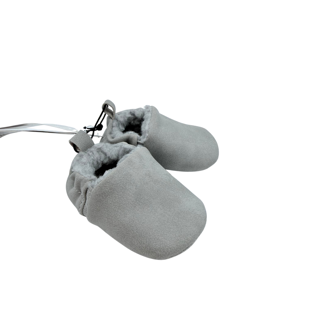 Chaussons bébé gris en velours - 0-3 mois