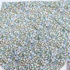Bavoir bandana bébé à fleurs bleues en coton biologique