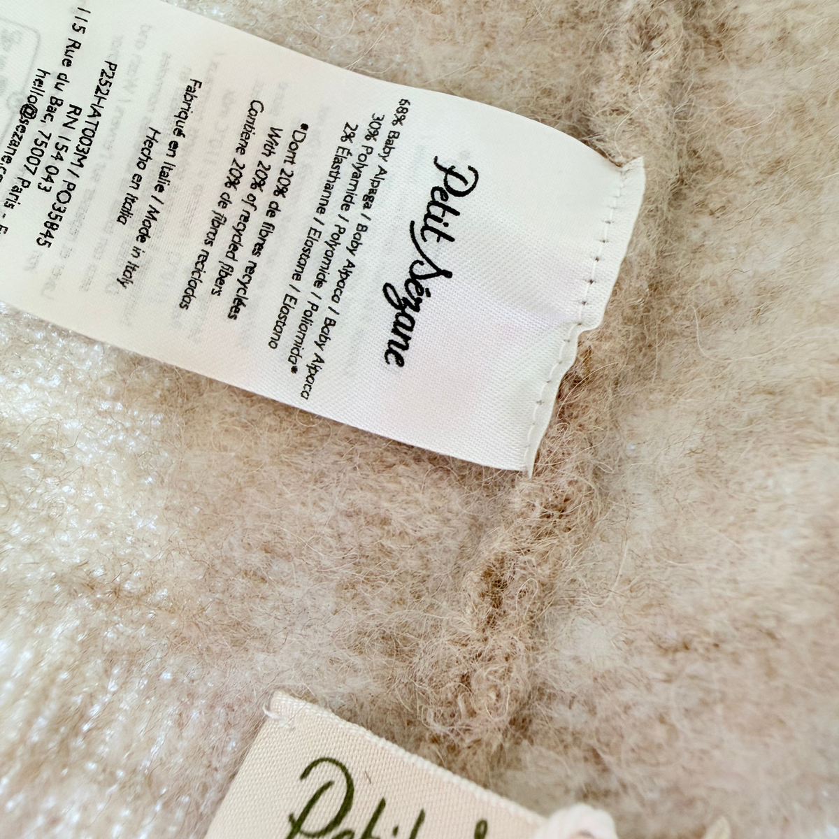 Bonnet bébé en maille beige avec liens à nouer - 6-12 mois