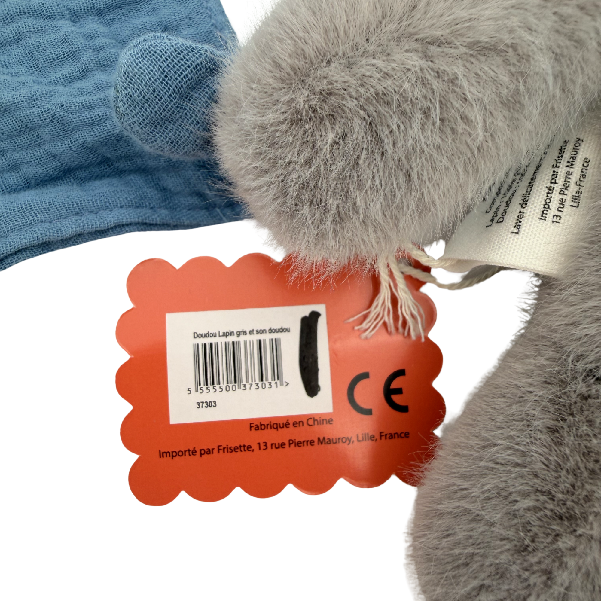 Peluche lapin gris et son doudou bleu