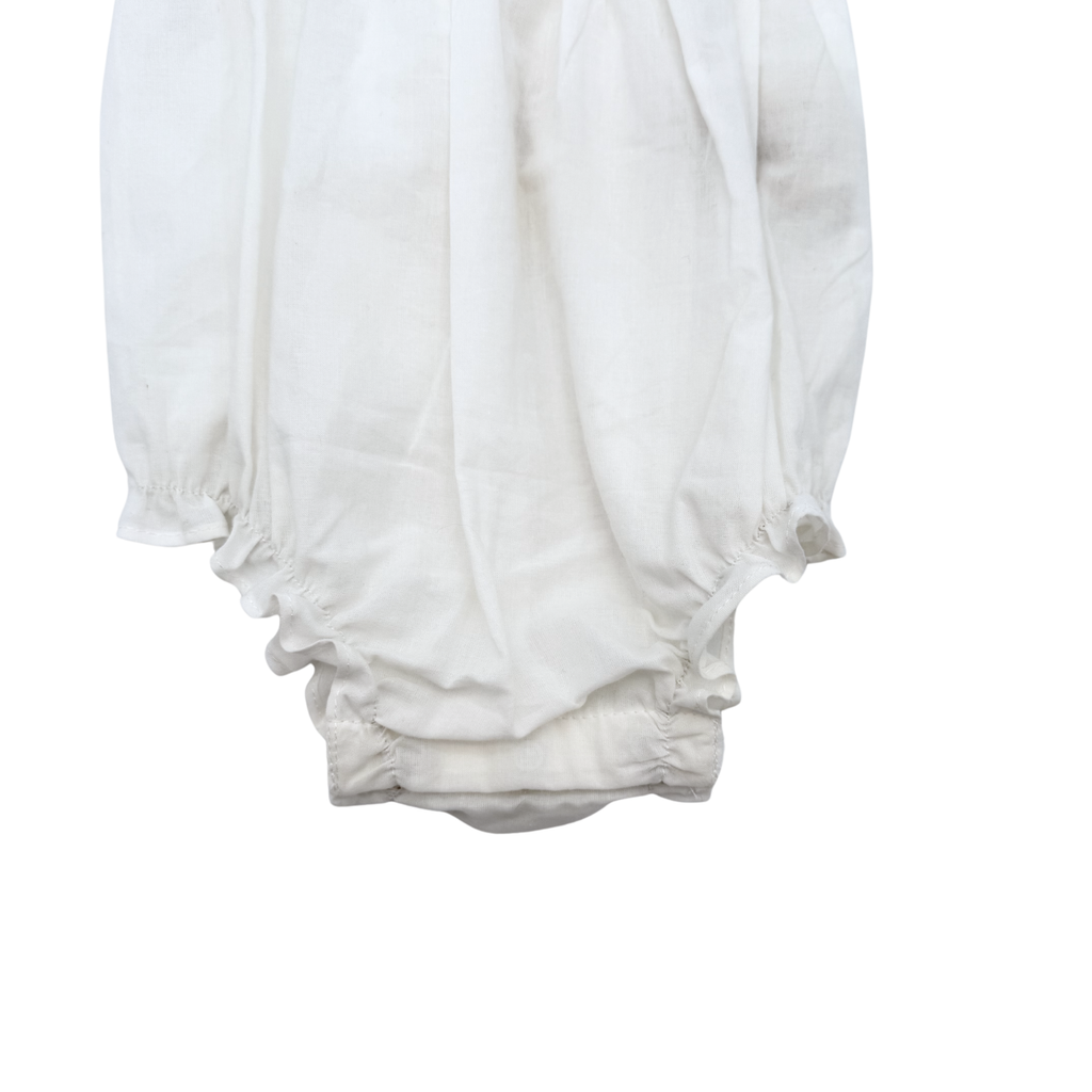 Barboteuse blanche broderie anglaise — 6 mois