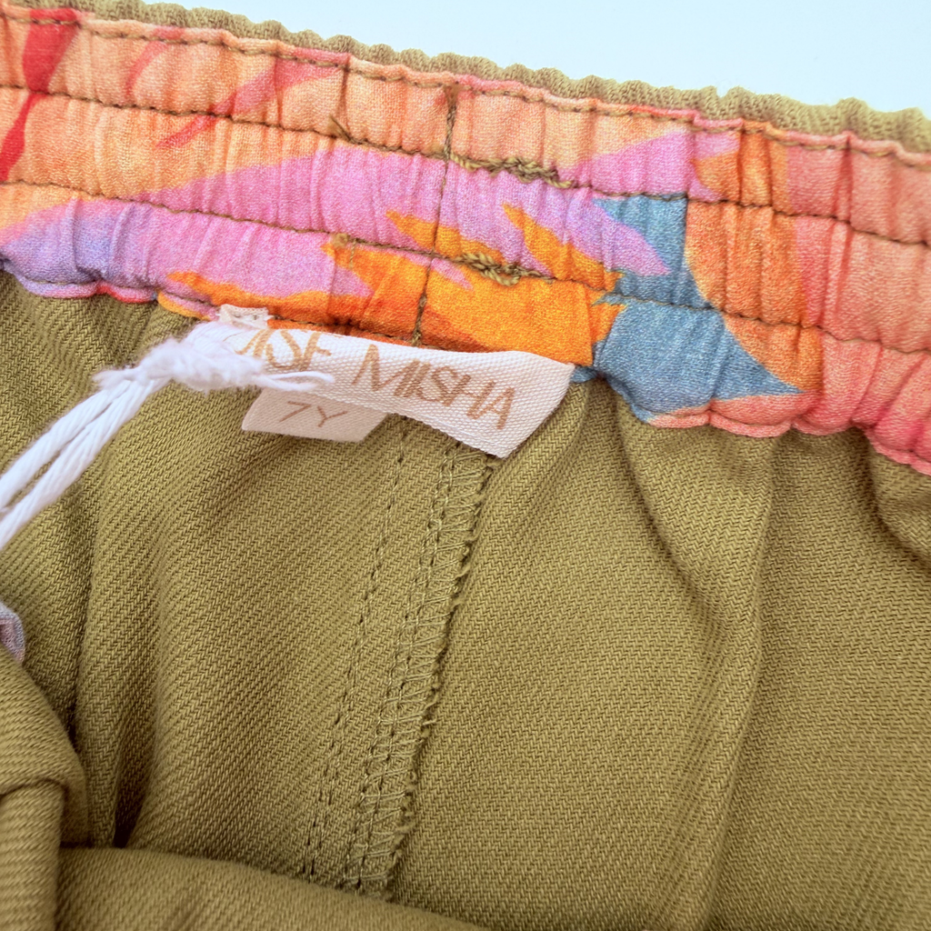 Bermuda khaki à poche brodée — 4 ans