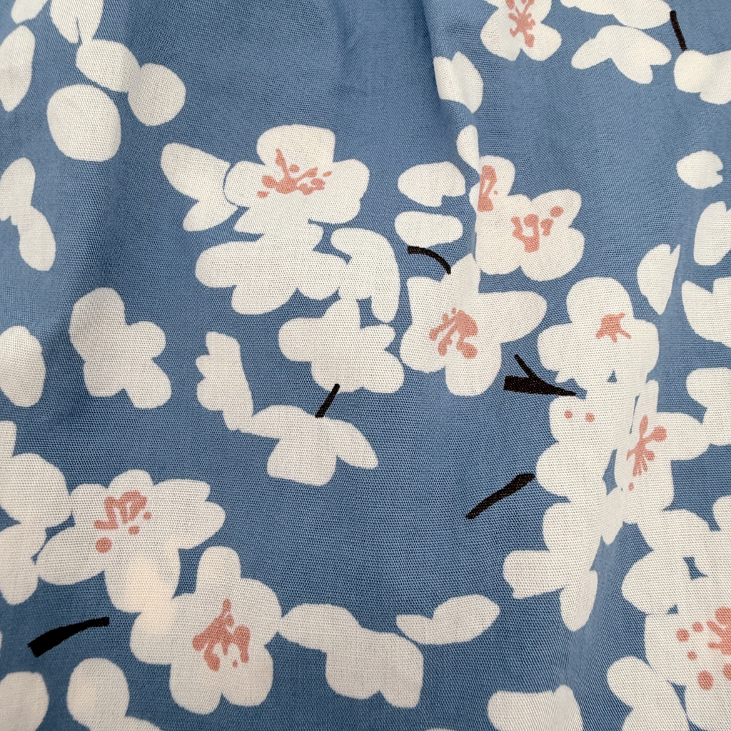 Blouse bleue imprimé fleuri à col volanté — 18 mois