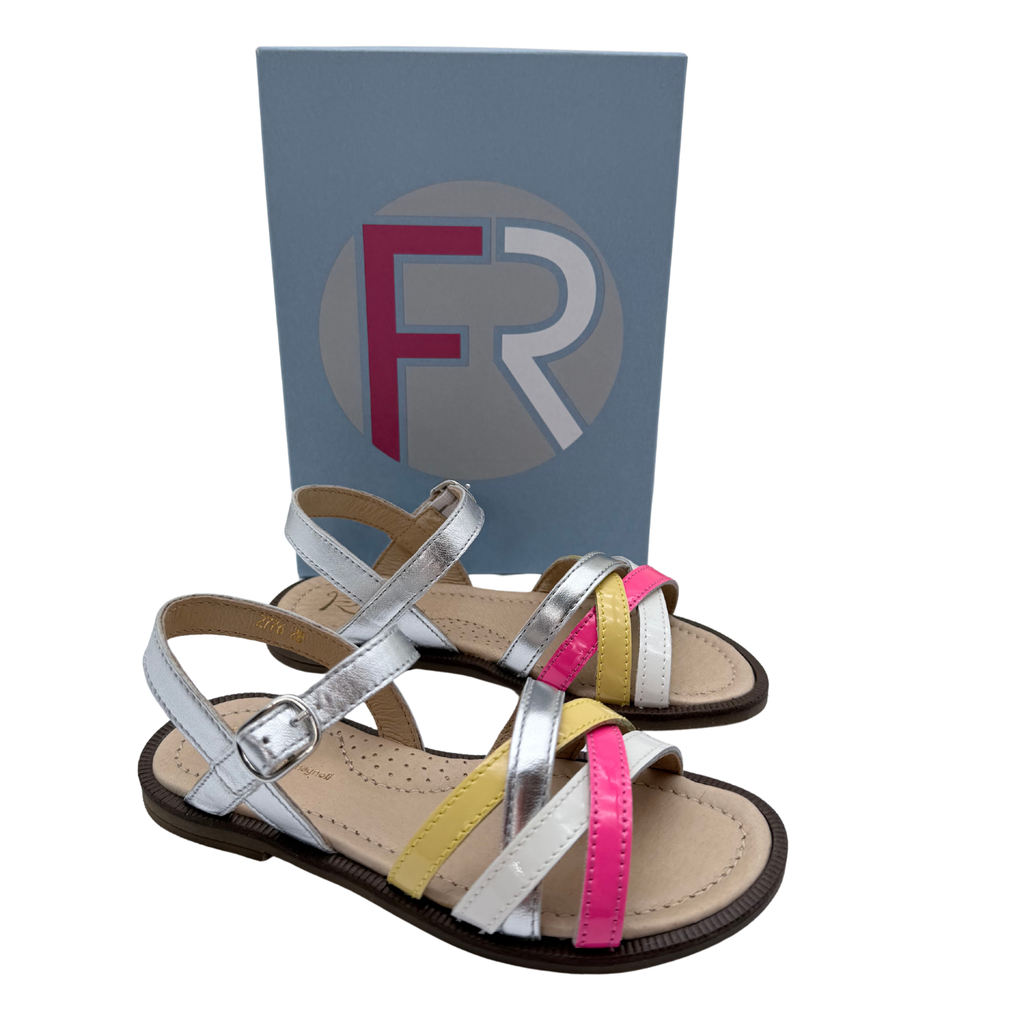 Sandales multicolores — 28
